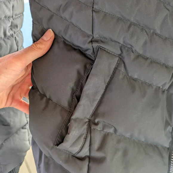 Women's Black Puffer Jacket with Fur Trim